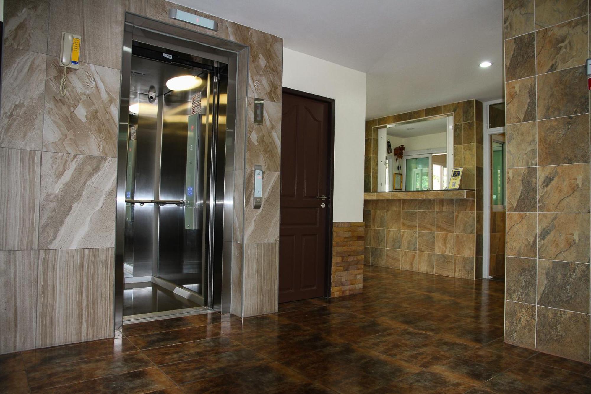 Sky Villa Hua Hin Guesthouse - Adults-Only 외부 사진